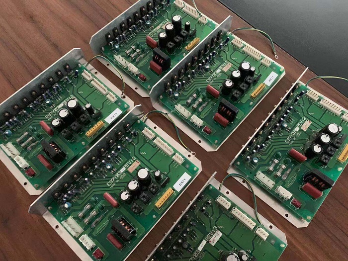 E97Y03大金風(fēng)冷冷水機組電源板