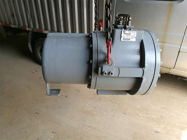 空調(diào)螺桿機(jī)維修的幾點(diǎn)注意事項(xiàng)