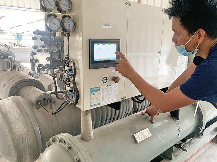 日立冷水機(jī)組